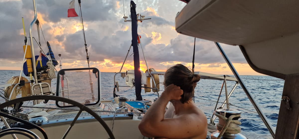 Gap Year Planning Guide: Structure Your Adventure